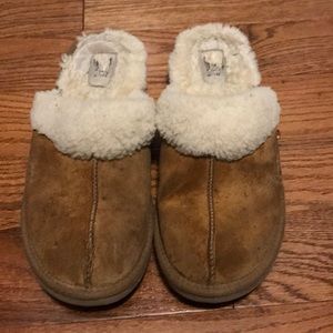 Ugg slippers